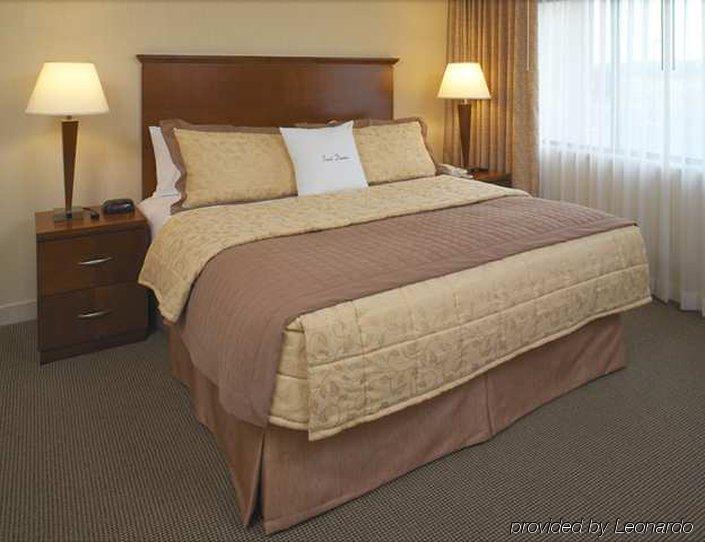 Homewood Suites By Hilton Indianapolis Кармел Номер фото